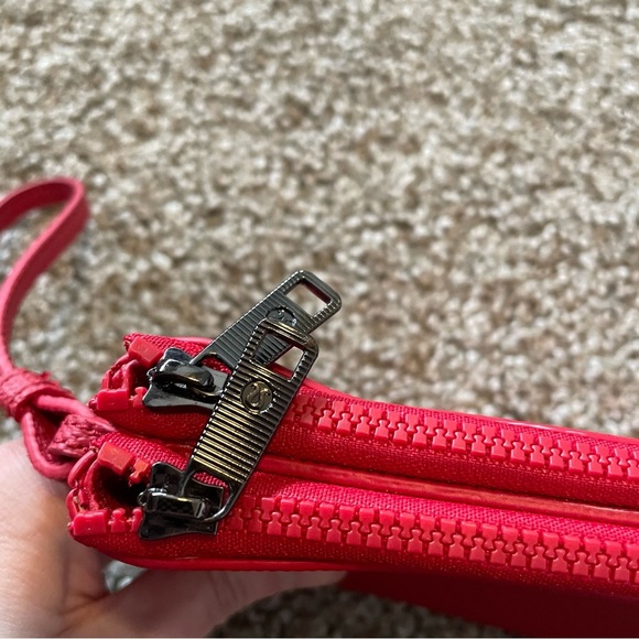 Lululemon Double Up pouch wristlet deep red - Picture 3 of 6